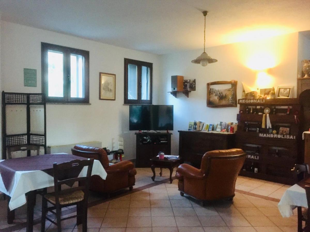 Agriturismo Pranu Sorgono Esterno foto