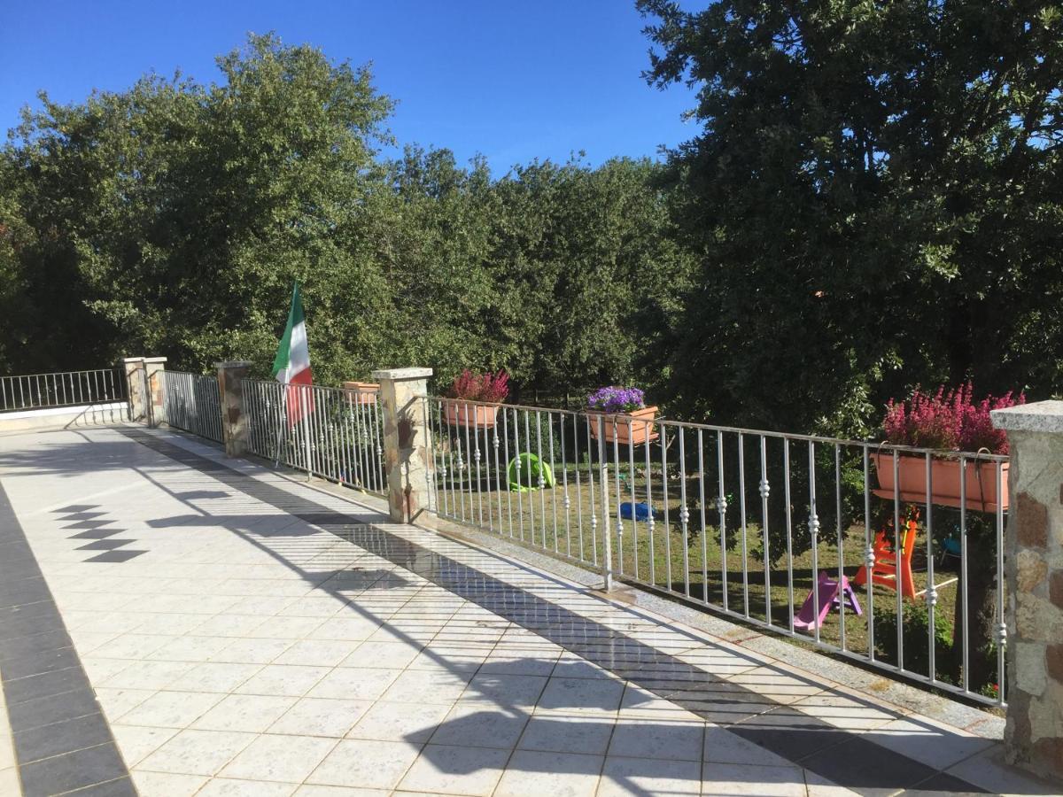 Agriturismo Pranu Sorgono Esterno foto